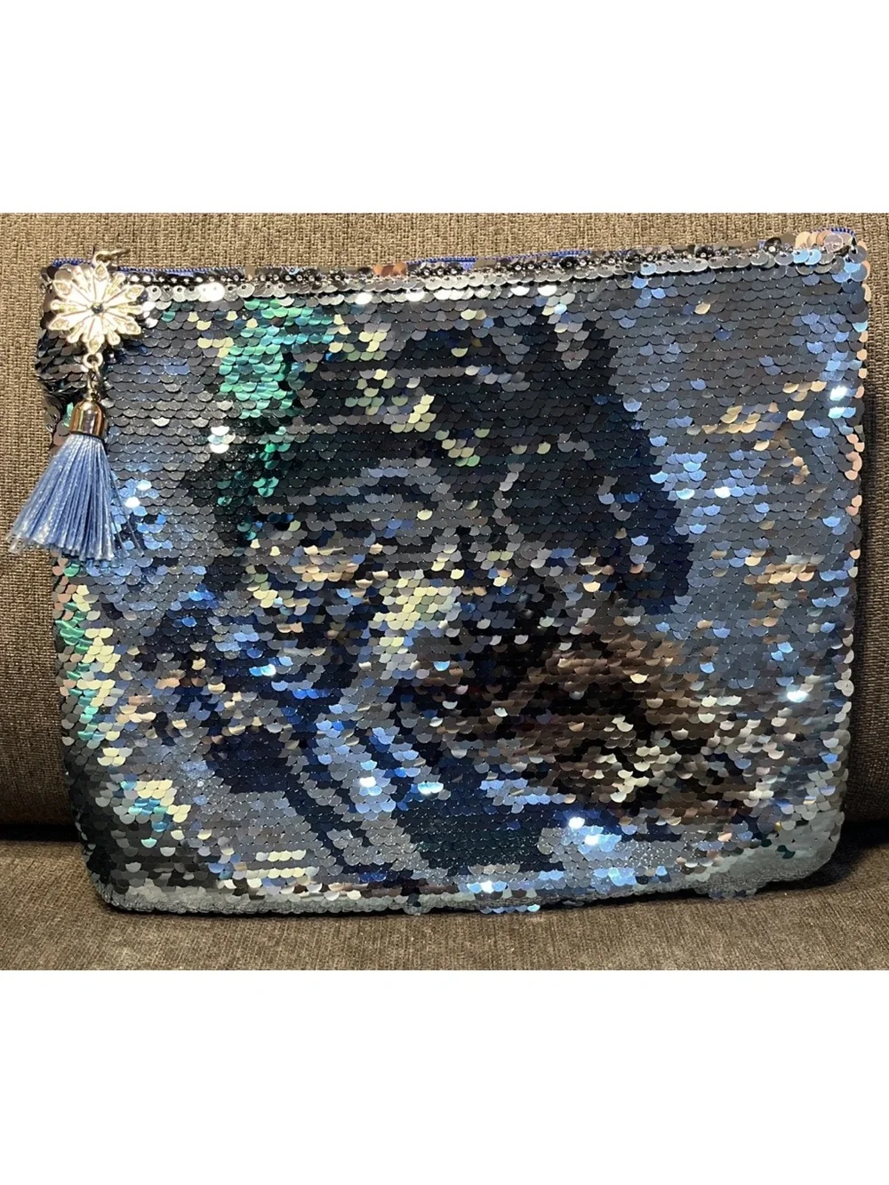 NWOT Disney Frozen 2 Fearless Sequin Reversible Blue-silver Clutch with Tassel